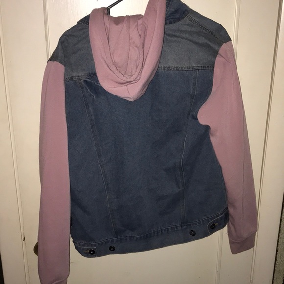 Men's small jean - Picture 2 of 3